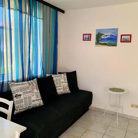 Adria Apartment *