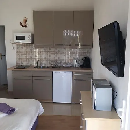 Adria Apartment *